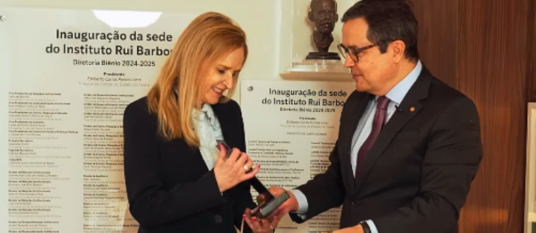 IRB homenageia Presidente do TCESP por fortalecer o Controle Externo