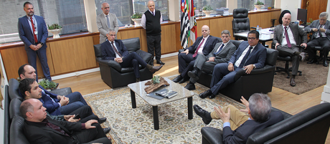 Tribunais de Contas compartilham experiência com fiscalizações ordenadas