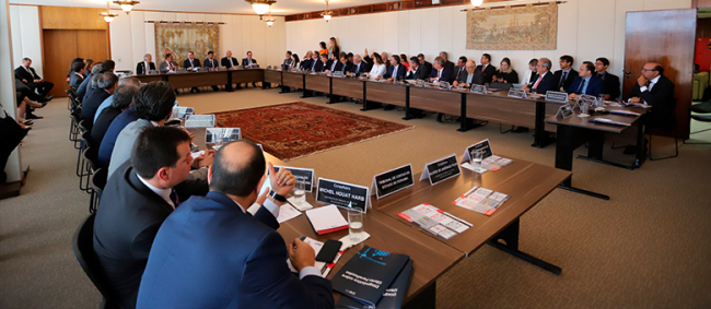 Presidente do Tribunal de Contas participa de encontro no STF sobre obras paralisadas