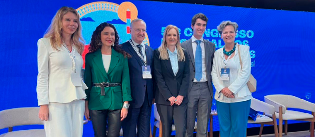 Conselheira-Presidente do TCESP palestra durante a realização do 51º CNPE