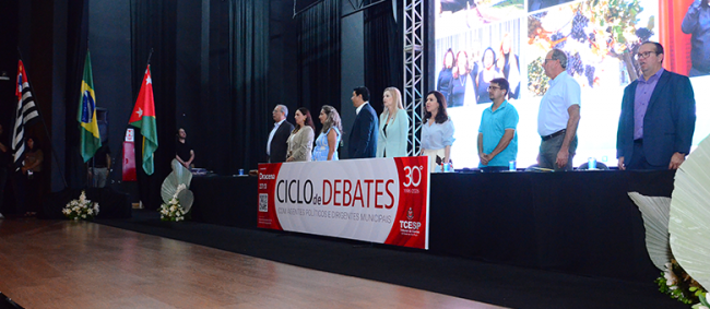 Com foco em orientação e transparência, TCESP realiza encontro em Dracena e premia cidades com Selo Diamante