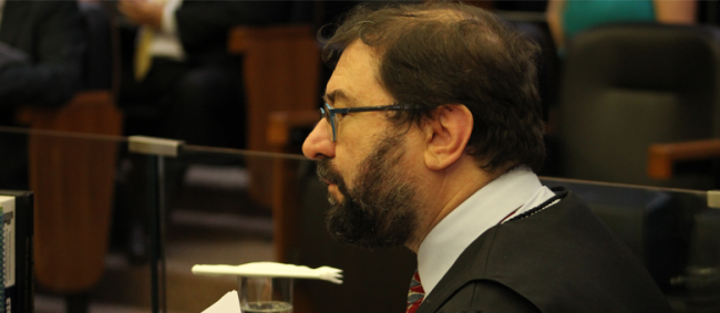 Primeira Câmara do Tribunal de Contas julga 26 contratos irregulares