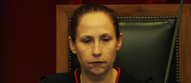 Primeira Câmara do Tribunal de Contas julga 18 contratos irregulares