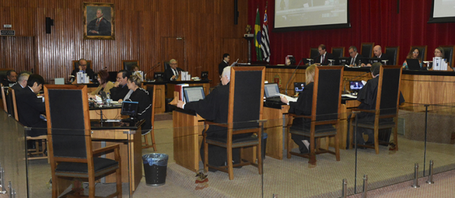 Colegiado do Pleno nega provimento a 14 recursos