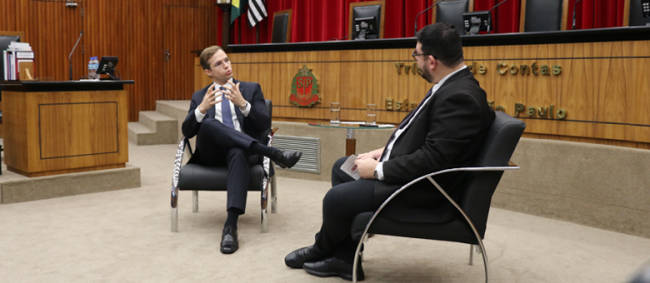Administração pública é tema de entrevista no Programa Controle Externo