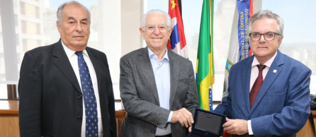 UNESP concede homenagem ao Presidente do TCESP