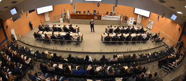 Ciclo do TCE em Campinas reúne mais de 500 lideranças de 57 municípios