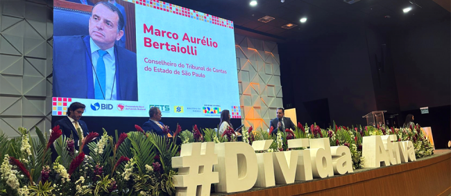 Em Brasília, Bertaiolli celebra autoria da Lei do Contribuinte Legal