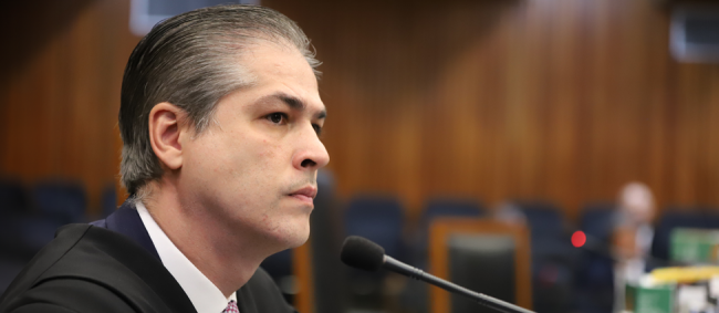 Conselheiro Maxwell Borges de Moura Vieira participa de primeira sessão de julgamento