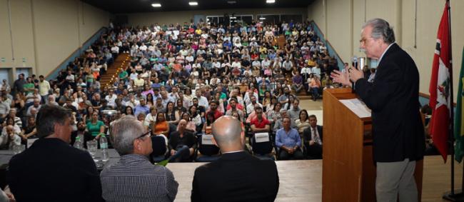  Ciclo de Debates do TCE capacita mais de 5,3 mil gestores em 2024