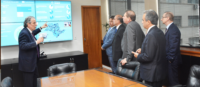 TCESP apresenta central de monitoramento de fiscalização para Atricon e comitiva de Conselheiros