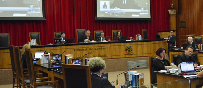 Conselheiros da Primeira Câmara negam provimento em 13 recursos