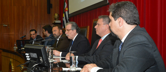 Seminário Internacional reúne especialistas em governança pública