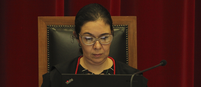 Primeira Câmara do Tribunal de Contas julga 14 contratos irregulares