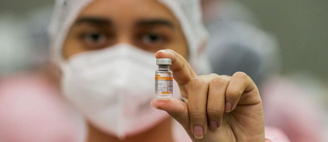 Tribunal dá prazo para Estado explicar critérios adotados na vacinação contra COVID-19