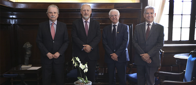 Mesa Diretora do Tribunal de Contas participa de reunião no TJSP