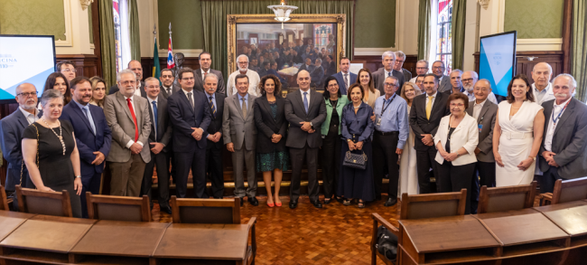 Presidente do TCE participa de homenagem a Alexandre de Moraes na Faculdade de Medicina da USP