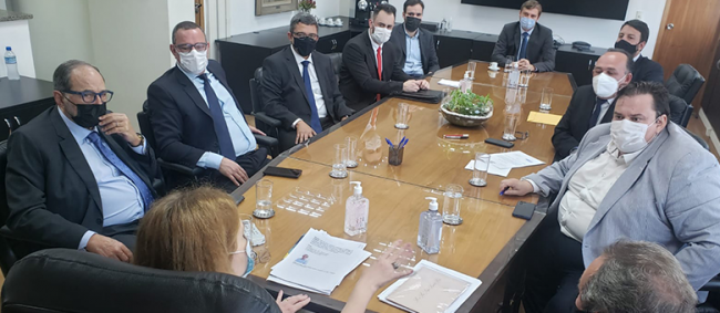 TCESP realiza reunião com representantes de municípios paulistas