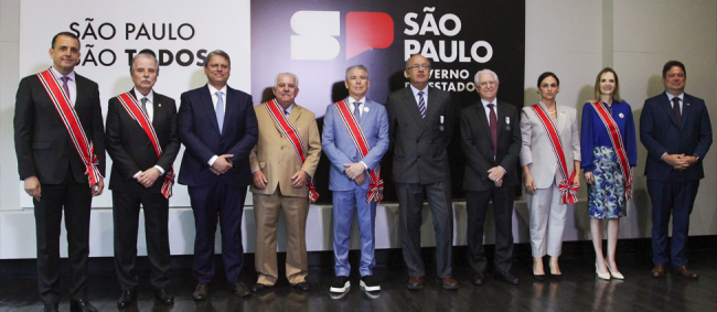 Colegiado do TCE é homenageado com outorga da Medalha Bandeirante e da Ordem do Ipiranga