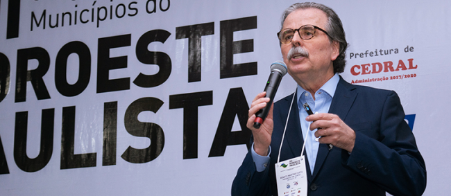 TCE apresenta atualização de súmulas e jurisprudência durante Congresso em São José do Rio Preto