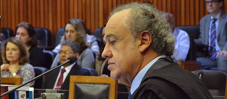 Segunda Câmara vota pela irregularidade em 11 contratos