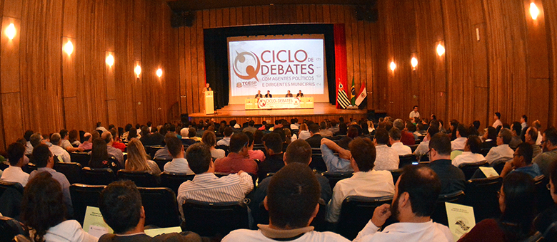 Presidente destaca ações de fiscalização do TCESP em encontro com gestores públicos