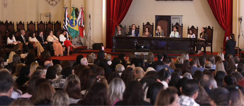 Painel da Primeira Infância do TCESP é lançado em evento na Faculdade de Direito da USP