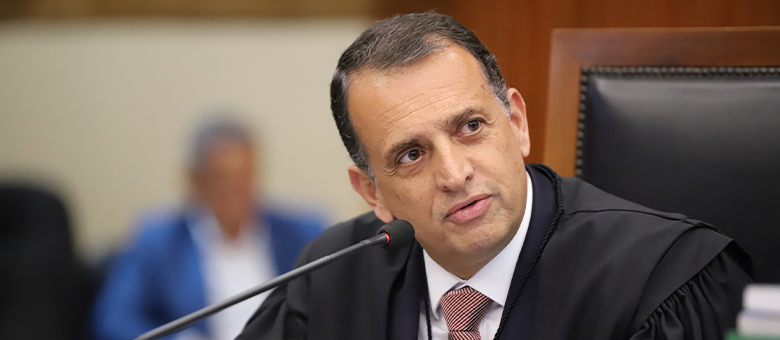 Tribunal de Contas multa Prefeito de Votorantim e Secretário por irregularidades em compra de uniformes