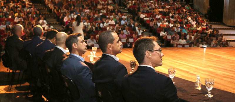 Santos sedia encontro do Ciclo de Debates; evento reúne 550 representantes de 31 municípios