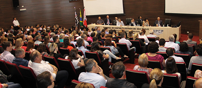 Tribunal de Contas realiza 21º Encontro sobre Gestão Documental e Acesso à Informação em Araraquara