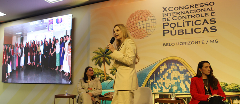 Presidente do TCESP participa de congresso internacional de Políticas Públicas em Belo Horizonte