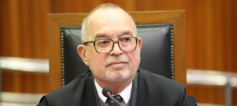 Edgard Camargo Rodrigues se aposenta depois de 32 anos como Conselheiro do TCESP